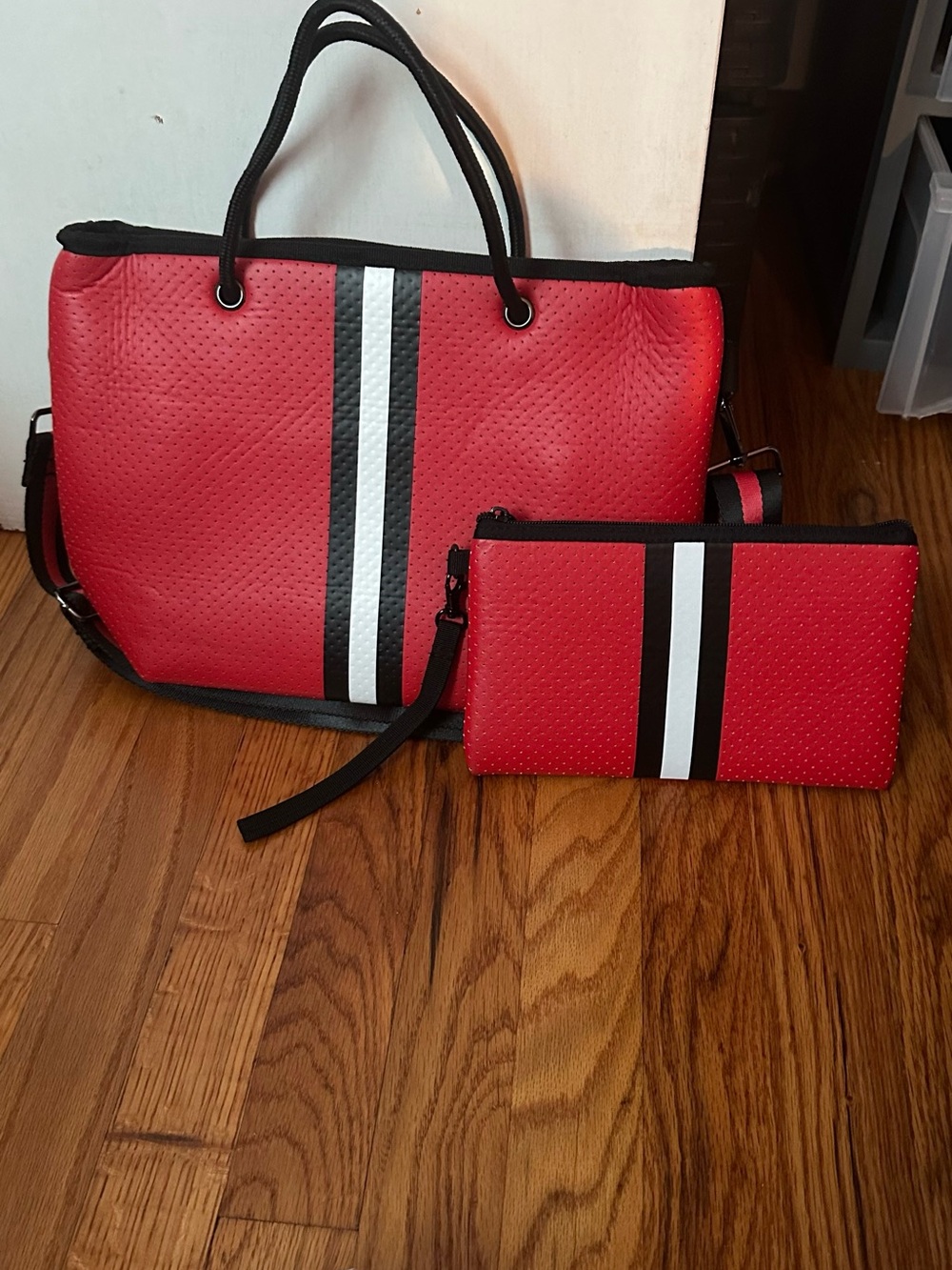 BundleTote Shoulder bag Red & Wristlet Set Striped Travel maximalist Excellent